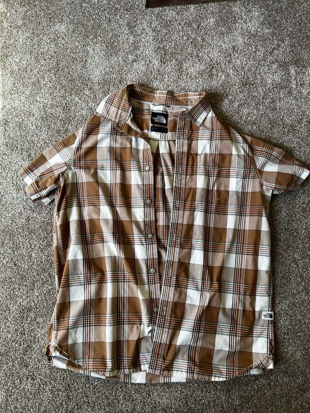 The North Face Plaid Short Sleeve Button Up Shirt Size L Brown